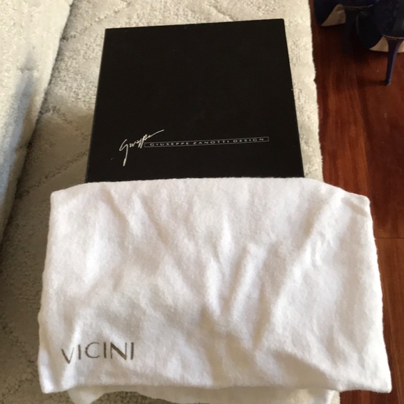 Giuseppe Vicini purple  and gold sandals - Picture 6 of 6